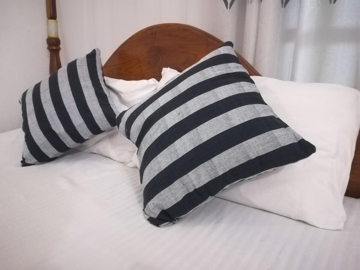Hotel Sandara Тангалла Экстерьер фото